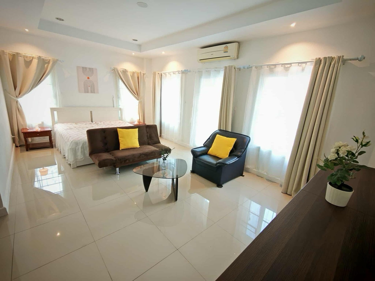 ให้เช่าบ้านท่าพระ ตลาดพลู วุฒากาศ : 🏡 ปล่อยเช่า Townhouse รีโนเวทใหม่ ใจกลางสาทร | ใกล้ BTS เพียง 4 นาที ✨