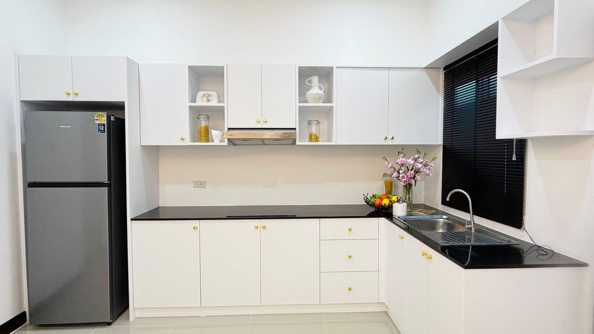 For SaleHousePattaya, Bangsaen, Chonburi : Classic Home 4 / 3 Bedrooms (For Sale), Classic Home 4 / 3 Bedrooms (FOR SALE) BEWN138