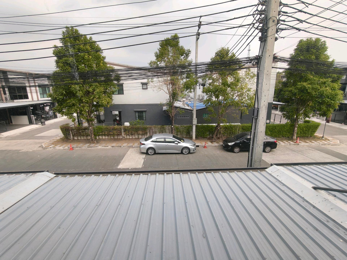 ทาวน์โฮมนวมินทร์ รามอินทรา : ขาย/เช่า ทาวน์โฮม พลีโน่ พหลโยธิน 54/1 ไซส์ใหญ่ 20 ตรว. หลังบ้านกว้าง มีเนื้อที่เยอะขึ้น

✨ บ้านไซส์ใหญ่ 20 ตร.ว. ฟังก์ชันครบ 3 นอน 3 น้ำ | ทำเลเข้า-ออกเมืองสะดวกที่สุด!