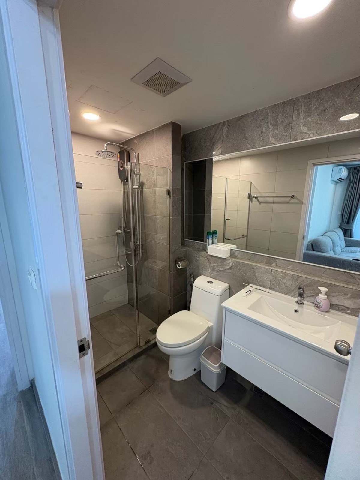 For RentCondoThaphra, Talat Phlu, Wutthakat : For rent, Beat Bang Wa Interchange, 2 bedrooms, near BTS, MRT Bang Wa, 46 sq m, beautiful, ready to move in.