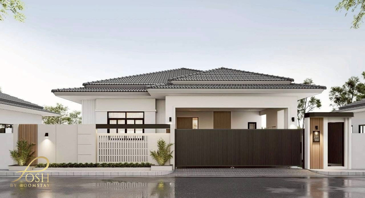 For SaleHousePhuket : Newly Renovated Detached House Spacious living area, near the Monument The Valley Village, Manik, Thalang