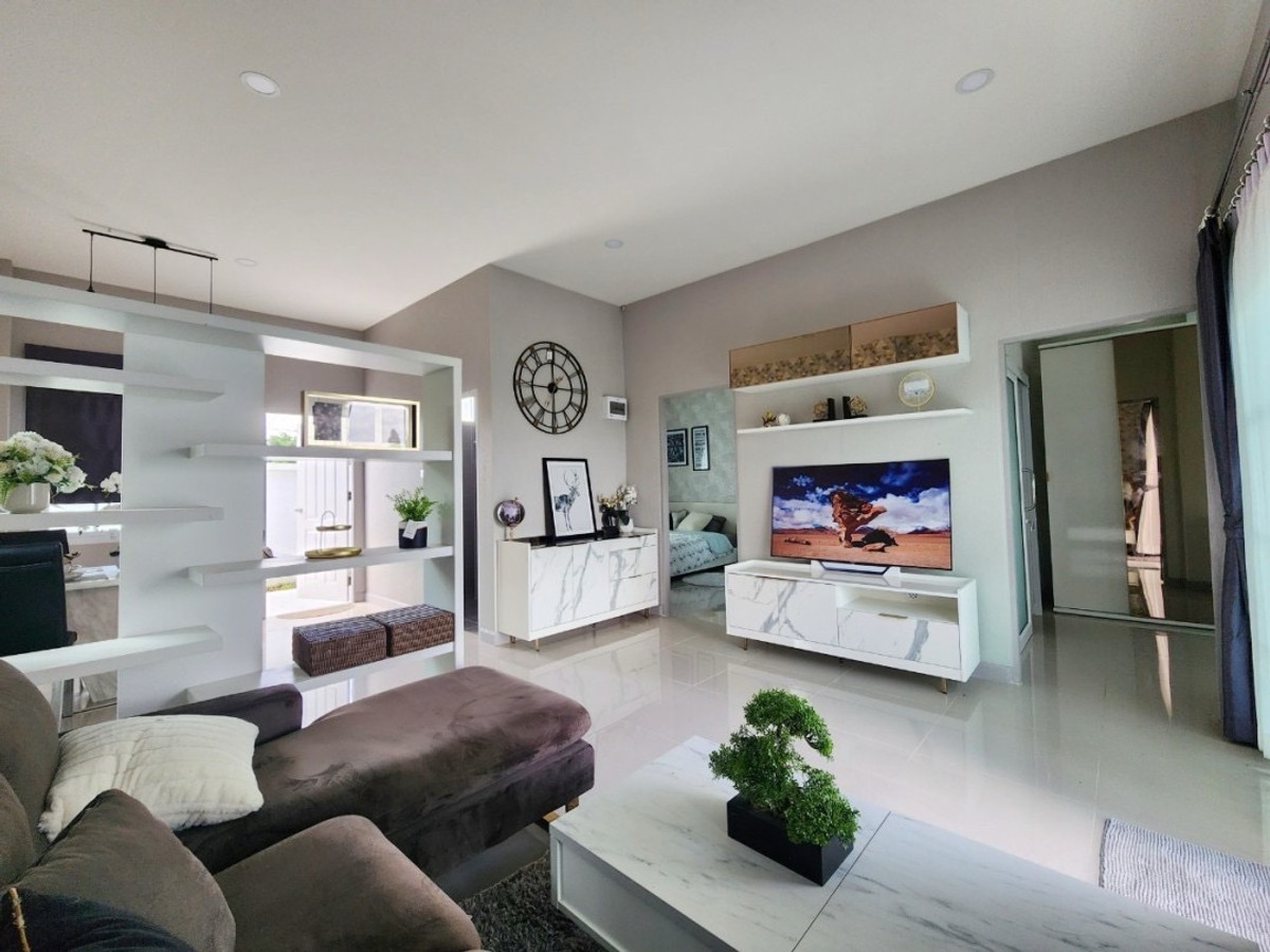 ขายพัทยา บางแสน ชลบุรี สัตหีบ : บ้านแฝดอิสระสไตล์บ้านเดี่ยว อิสระแห่งการพักผ่อน 