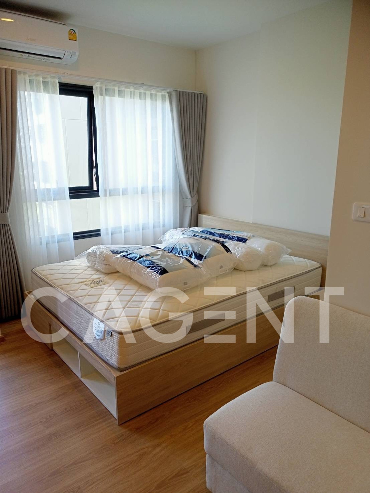 For RentCondoKoh Samui, Surat Thani : For rent: Escent Ville Surat Thani project, next to Central Surat Thani. Ready to move in, new project, high-rise building.