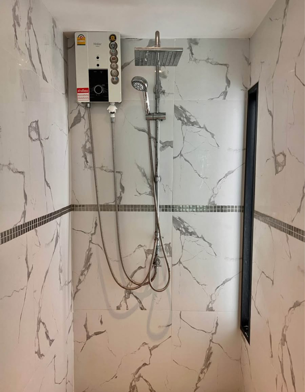 For RentTownhomeChaengwatana, Muangthong : Townhome/home office for rent Premium Golf Village, Muang Thong Thani, near IMPACT and Central Chaengwattana.