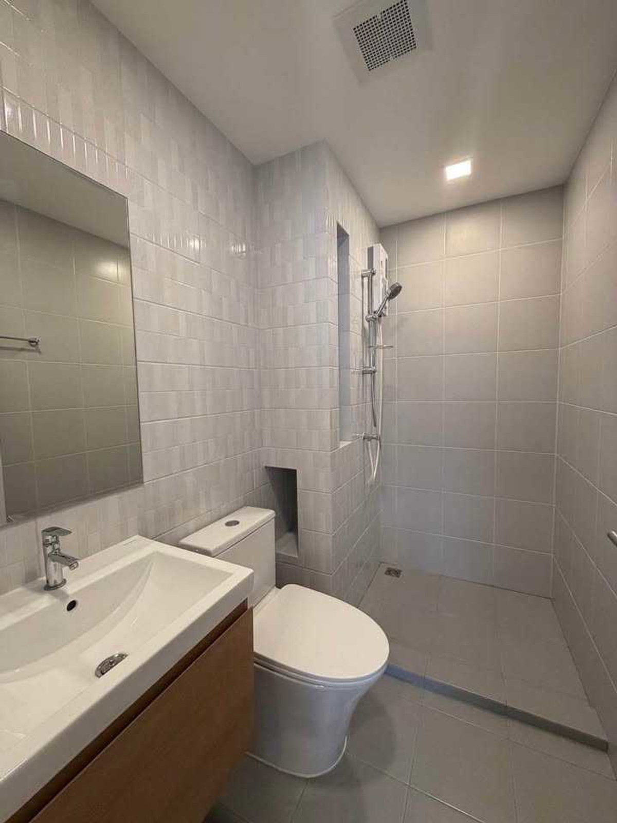 ให้เช่าคอนโดปิ่นเกล้า จรัญสนิทวงศ์ : 🚆 mrt บางพลัด 200เมตร 🚆  ให้เช่า แชปเตอร์วัน สปาร์ค จรัญฯ 🔥