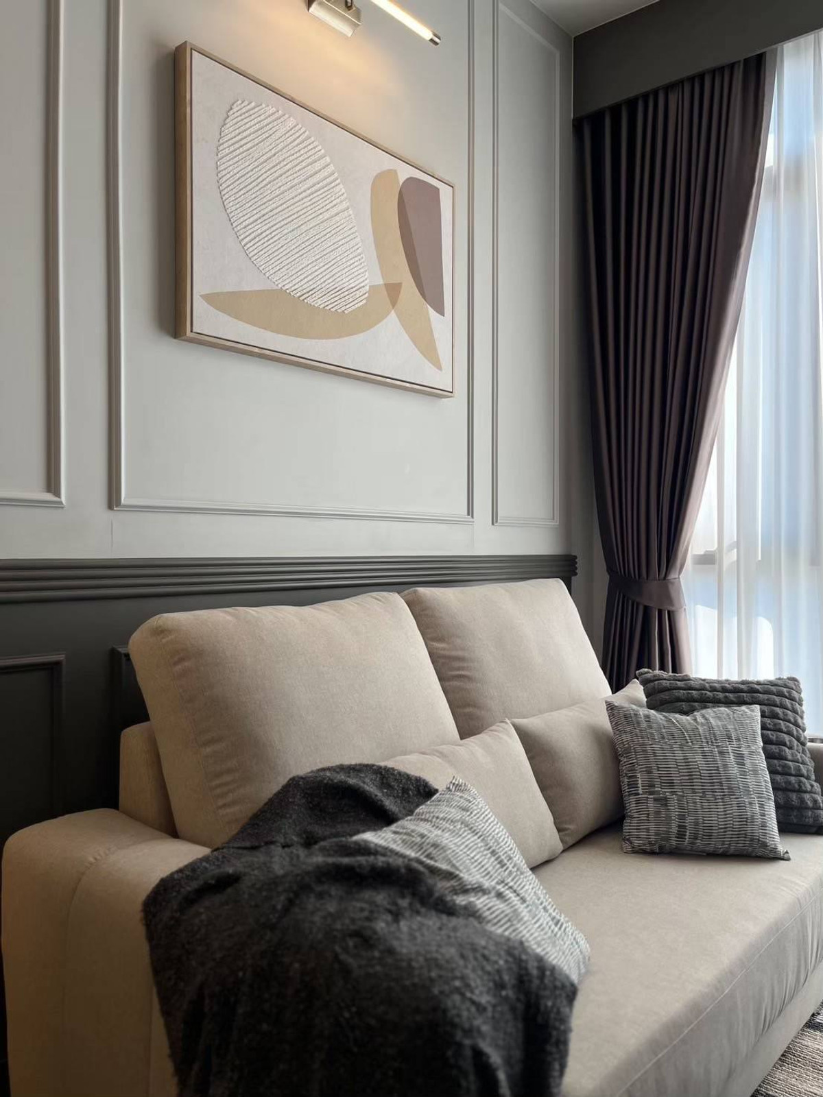 For RentCondoRatchathewi,Phayathai : The Address Siam Ratchathewi【𝐑𝐄𝐍𝐓】🔥Simple elegance, clearly conveying sophistication.🔥 Contact Line ID: @hacondo