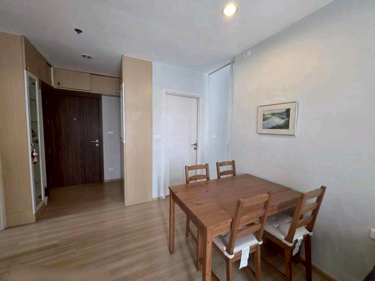 ขายคอนโดแจ้งวัฒนะ เมืองทอง : ขาย คอนโด เดอะเบส แจ้งวัฒนะ วิวสระ ห้องมุม 2 ห้องนอน 
ราคาลดพิเศษ  ใกล้รถไฟฟ้าเมืองทองธานี