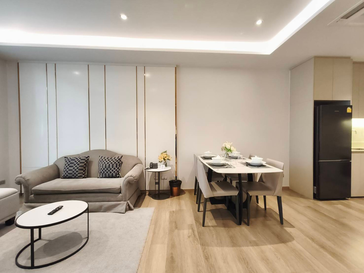 ให้เช่าบางนา แบริ่ง ลาซาล : Bearing Residence คอนโดให้เช่า 1 ห้องนอน ขนาด 64 ตร.ม. ใกล้ BTS แบริ่ง Please call: 062-496-6454