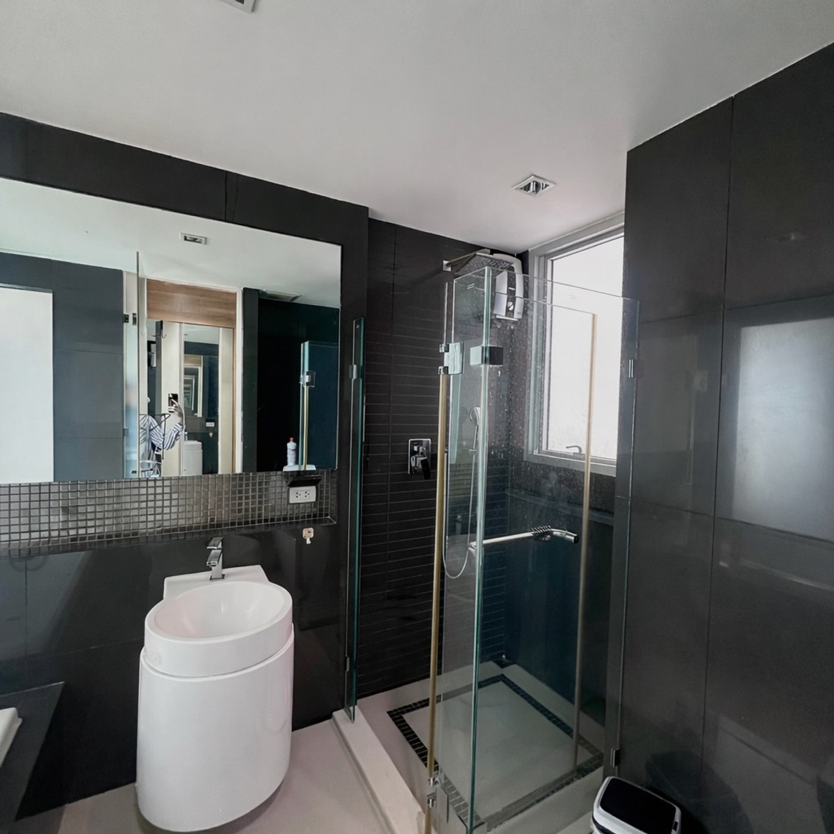 ให้เช่าคอนโดสะพานควาย จตุจักร :  💥 FOR RENT   :  Rhythm Phahol-Ari Condo   💥  