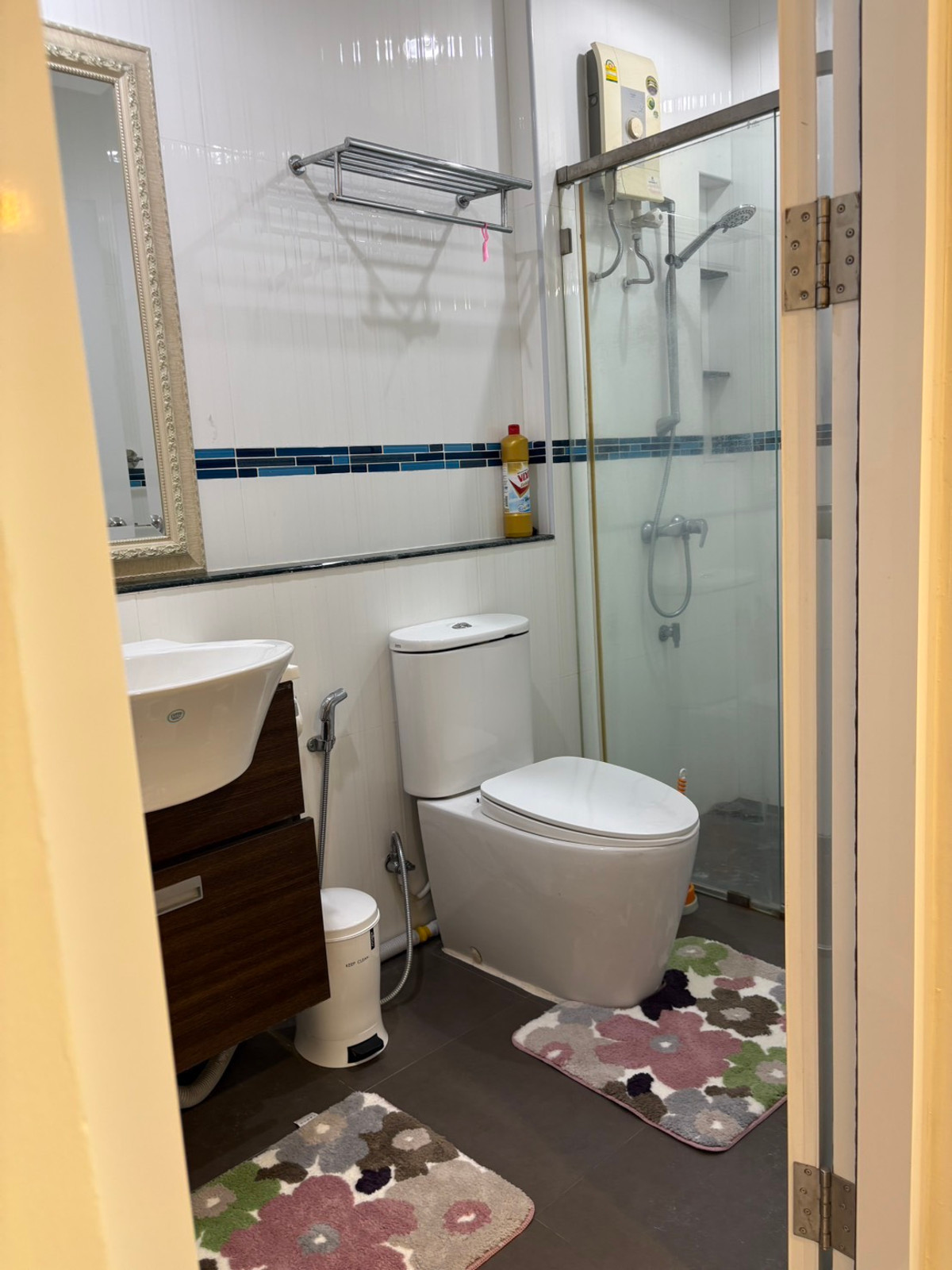 ให้เช่าทาวน์โฮมเลียบทางด่วนรามอินทรา : RH033626 ให้เช่า ทาวน์โฮม 3ชั้น 4ห้องนอน บ้านกลางเมือง Urbanion พระราม 9 – ลาดพร้าว ตกแต่งพร้อมอยู่