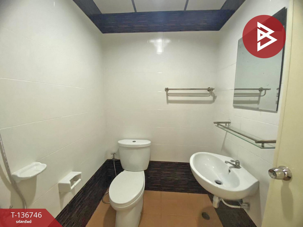 For SaleTownhomeSamut Prakan,Samrong : 2-story townhouse for sale, Sap Mankong Village 5, Bang Bo, Samut Prakan.