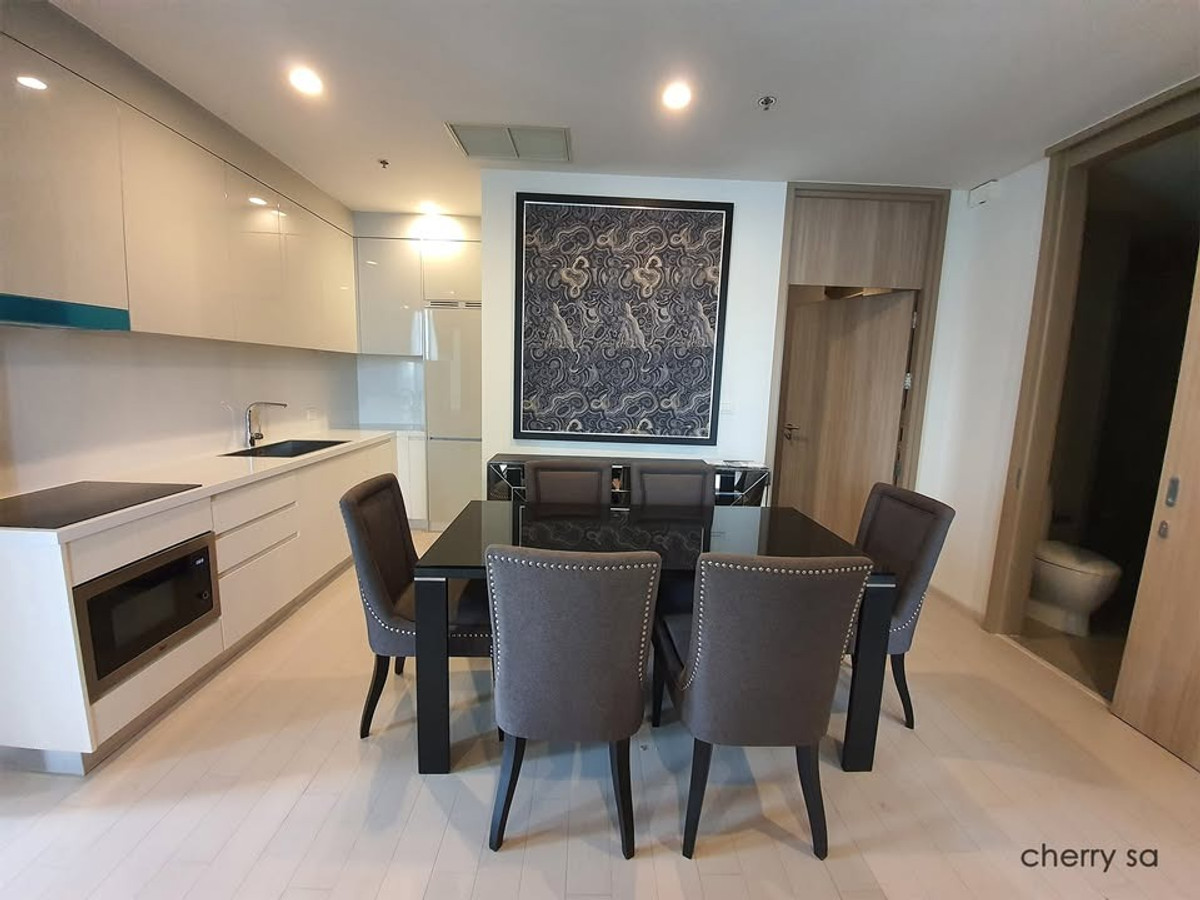 ให้เช่าคอนโดวิทยุ ชิดลม หลังสวน : ให้เช่า Noble Ploenchit 2 ห้องนอน 93 ตร.ม. ลิฟท์ส่วนตัว ติด BTS