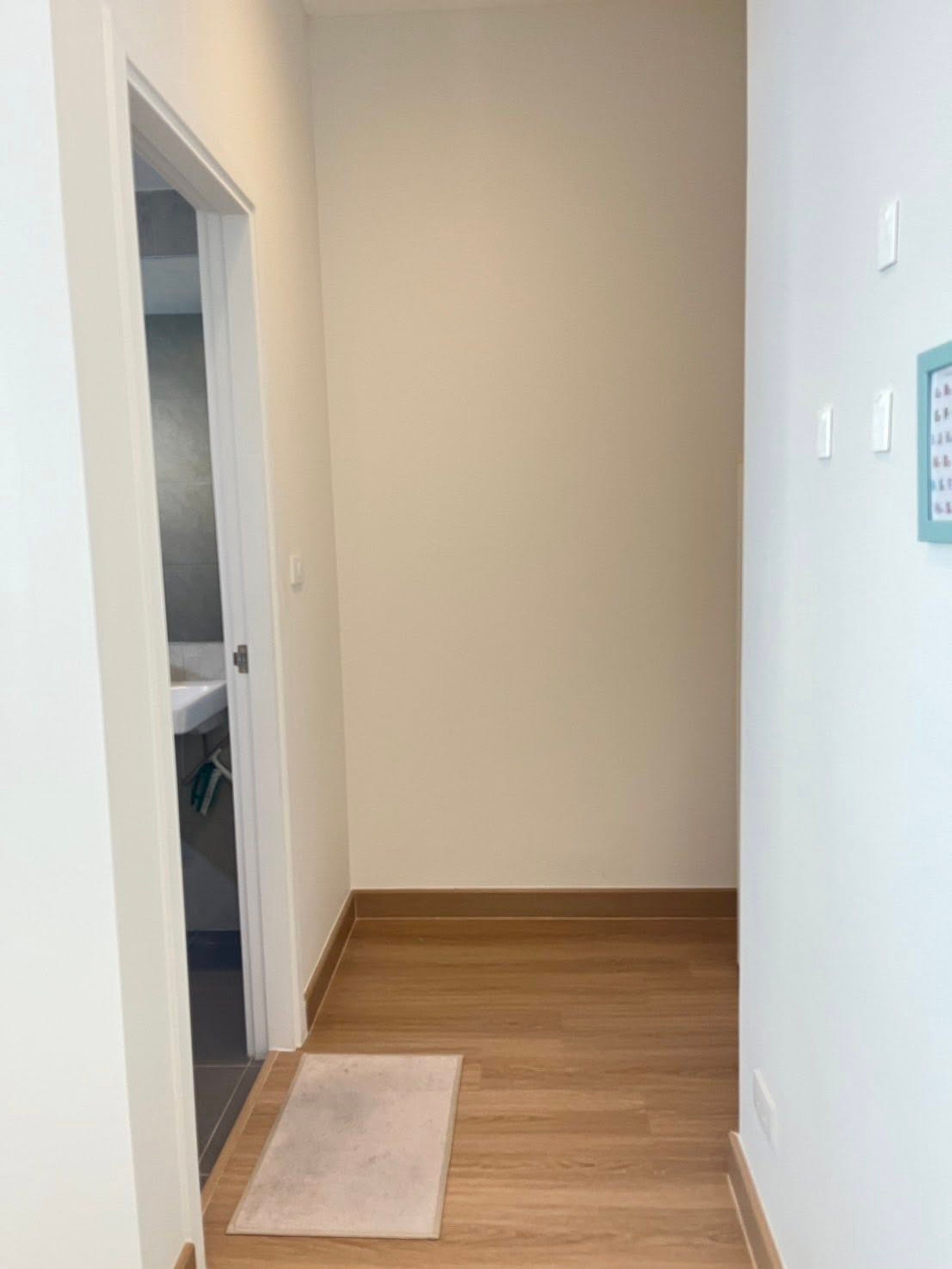 ให้เช่าทาวน์โฮมบางนา แบริ่ง ลาซาล : (ให้เช่า) **  ทาวน์โฮม วี คอมพาวด์ บางนา-ศรีนครินทร์ **