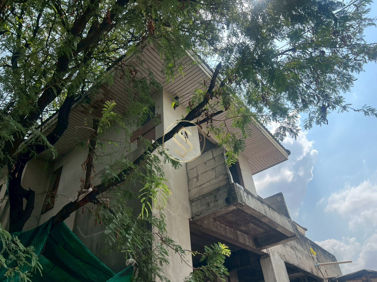 ขายที่ดินพัฒนาการ ศรีนครินทร์ : ขายด่วน! ที่ดินถมแล้วแปลงสวย ซอยพัฒนาการ 99 แขวงประเวศ หรือ อ่อนนุช 70/1 แยก2-8  ขนาด 380 ตารางวา เข้าซอยเพียง 500 เมตร 60,000 บาท/ตรว