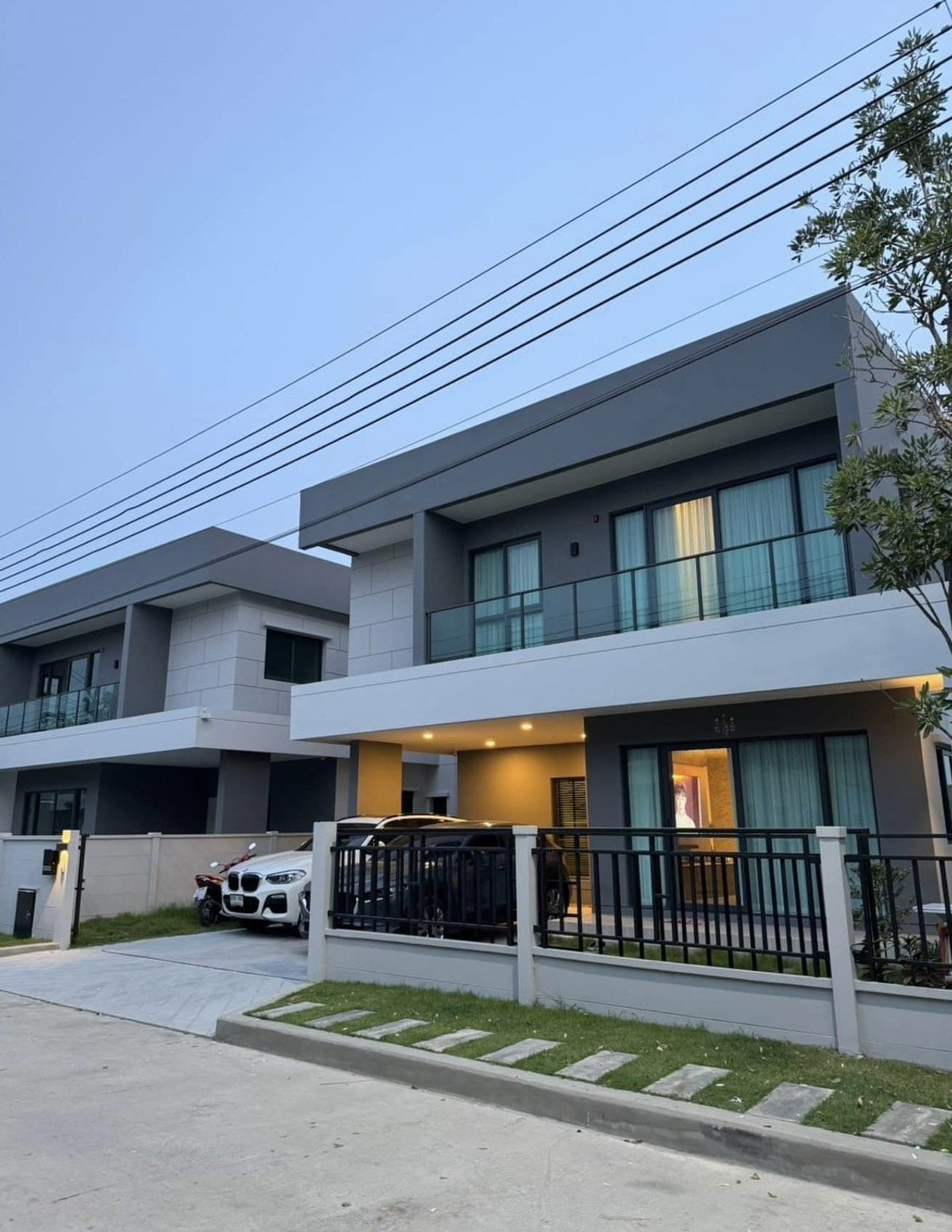 For RentHouseBangna, Bearing, Lasalle : Detached house for rent 📍 Centro Bangna 📍 3 bedrooms, 4 bathrooms, fully furnished with appliances.