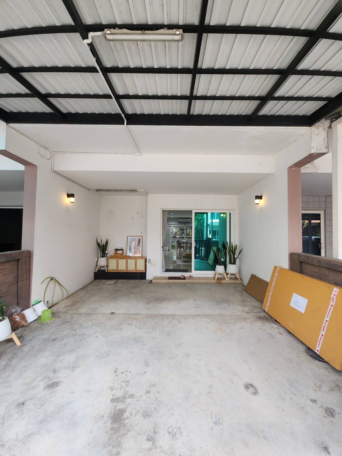 ให้เช่าทาวน์โฮมนวมินทร์ รามอินทรา : ให้เช่าทาวน์โฮม กรีนิช รามอินทรา ใกล้ สวนสยามอะเมซิ่งพาร์ค เพียง 5 นาที