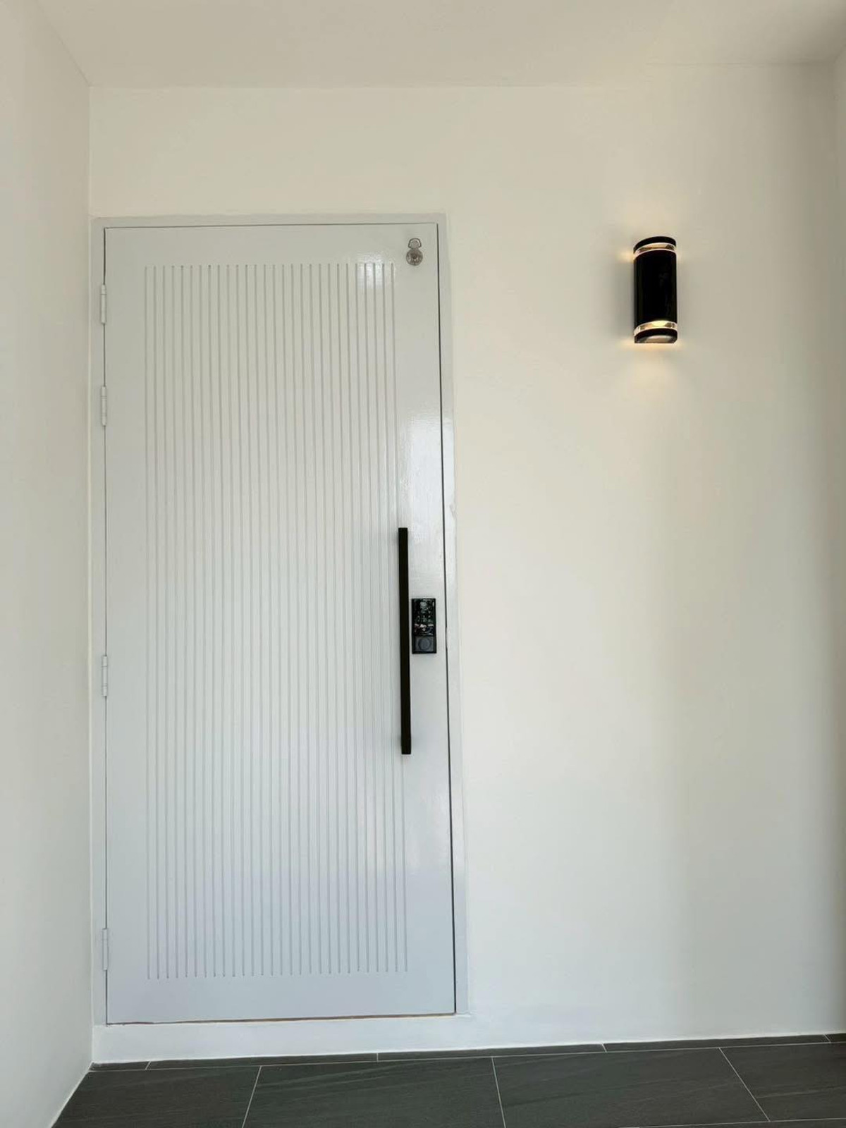 ขายทาวน์โฮมอ่อนนุช อุดมสุข : ขาย ทาวน์โฮมหรู 4.5 ชั้น ทำเลดี รีโนเวทใหม่ ตกแต่งสวยงาม ย่านปุณณวิถี-พระโขนง ใกล้BTS ปุณณวิถี  เพียง 750 เมตร