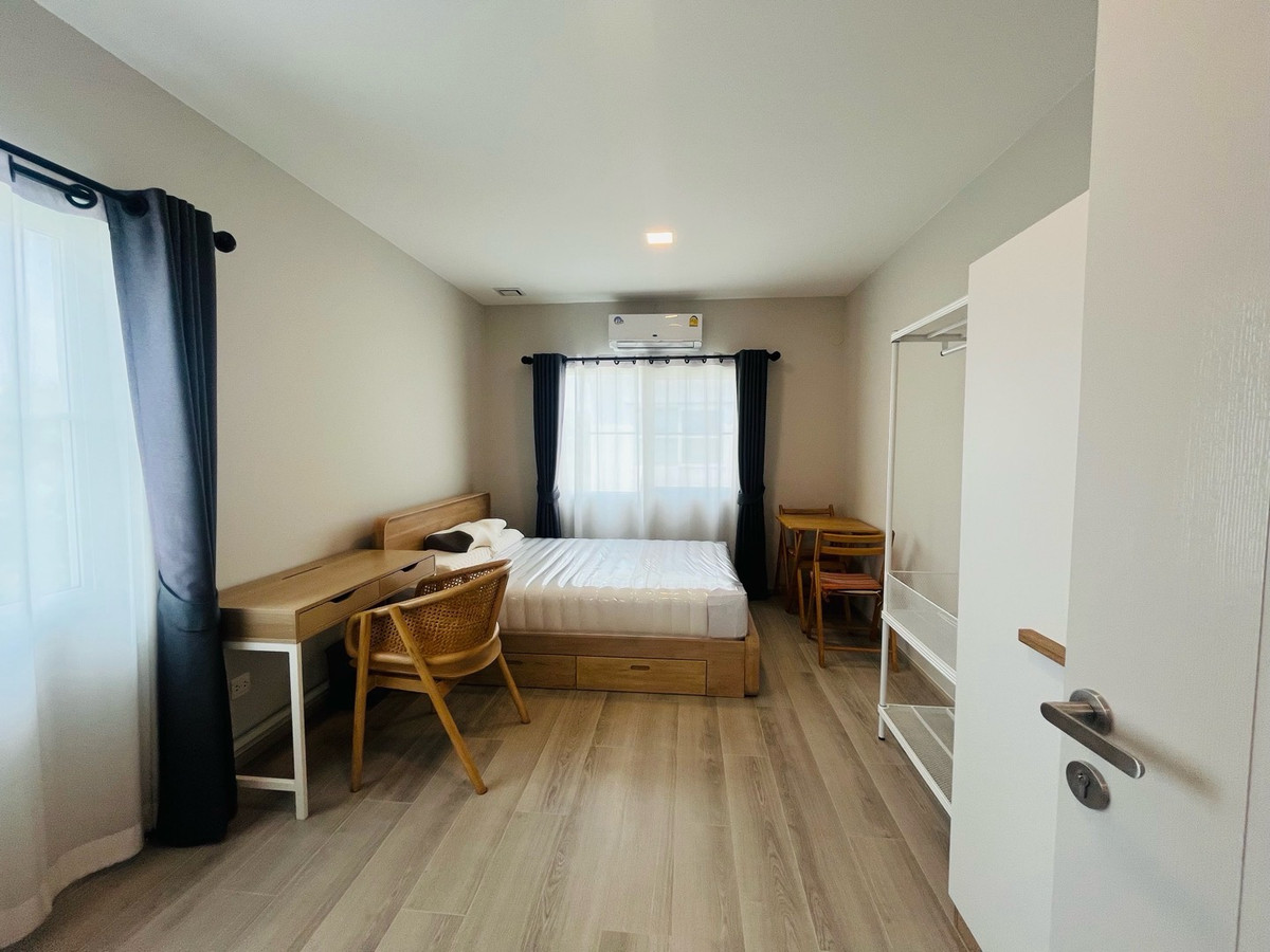 ให้เช่าบางนา แบริ่ง ลาซาล : For Rent