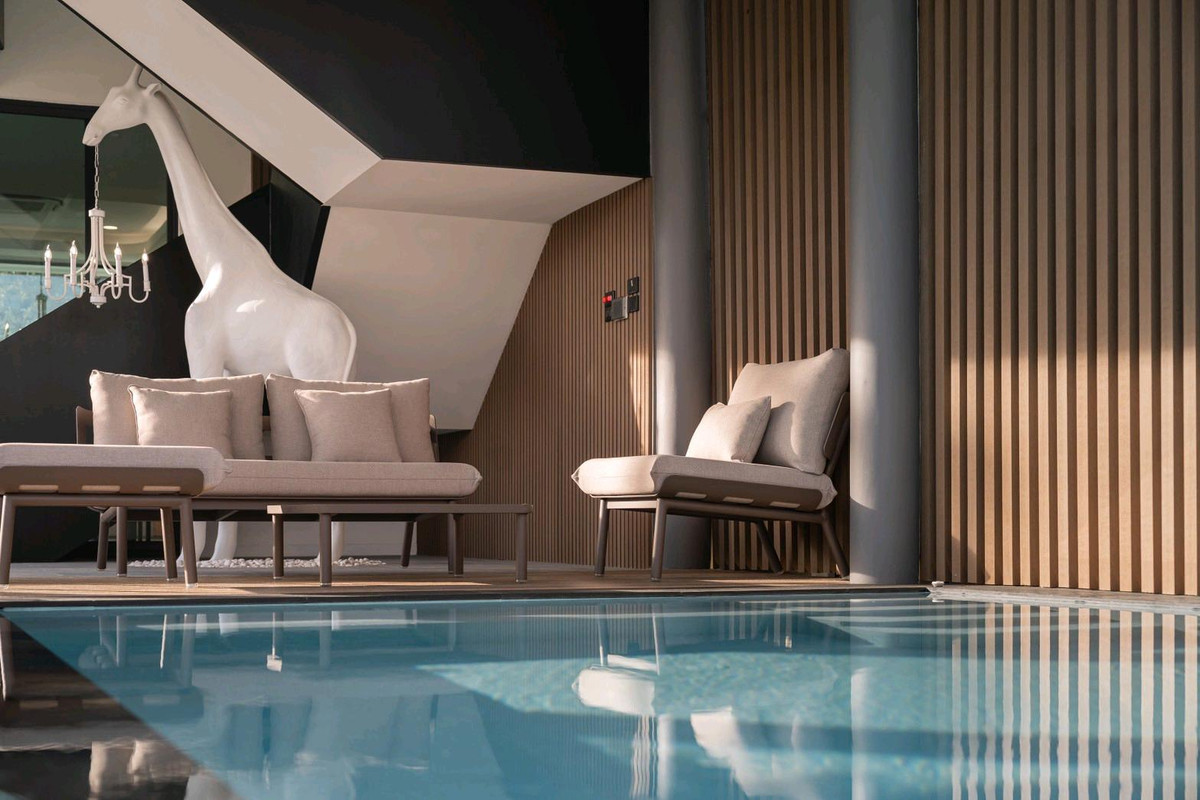 For SaleChiang Mai : 🏡 Luxury Home with Private Pool | 5 Bedrooms
Perfect for Living or Investment | Budget 12.9 Million THB