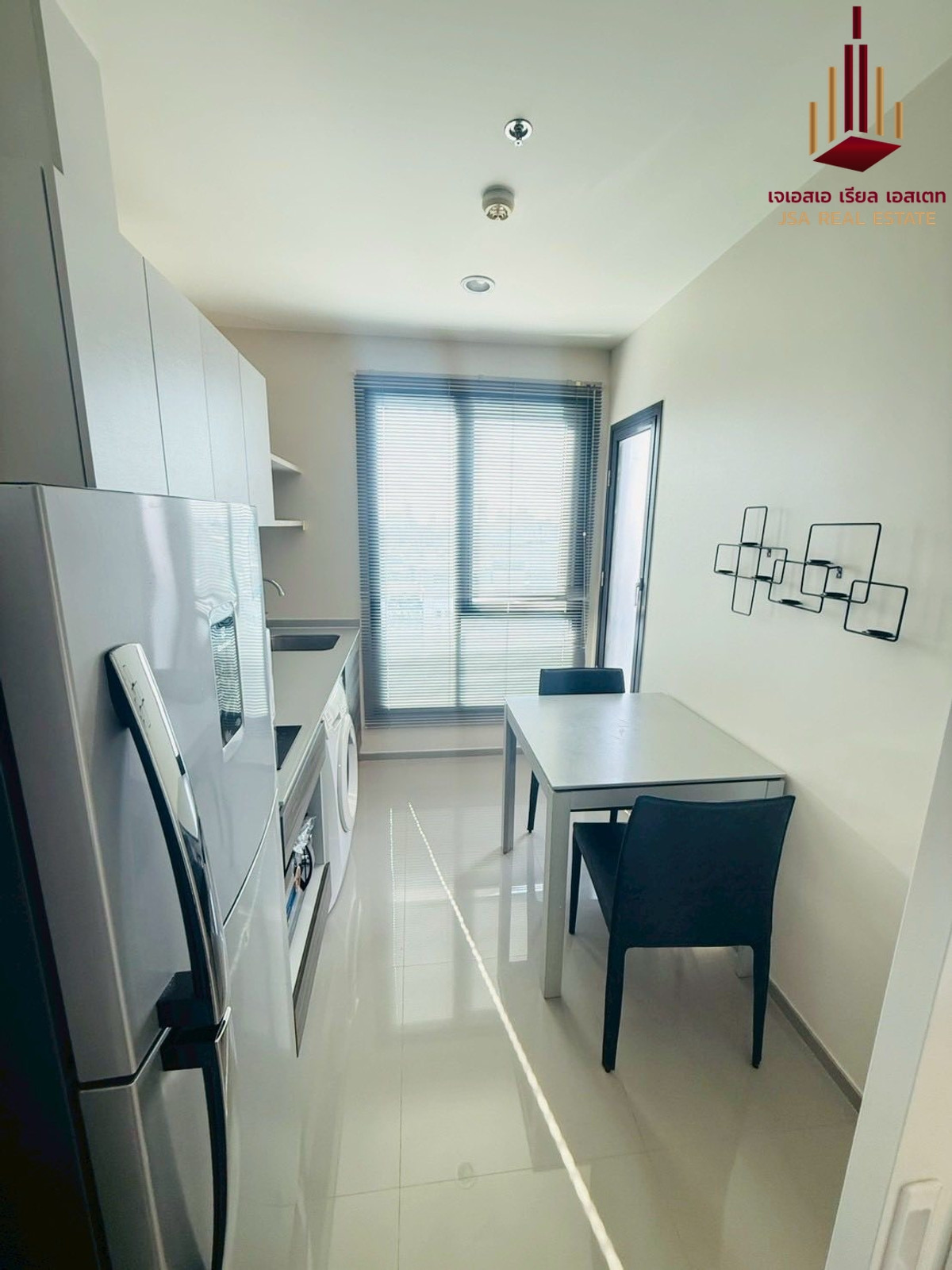 For RentCondoRatchadapisek, Huaikwang, Suttisan : ✨ For Rent: Centric Ratchada - Huaikwang Condo ✨ 💰 Only 16,000THB/month