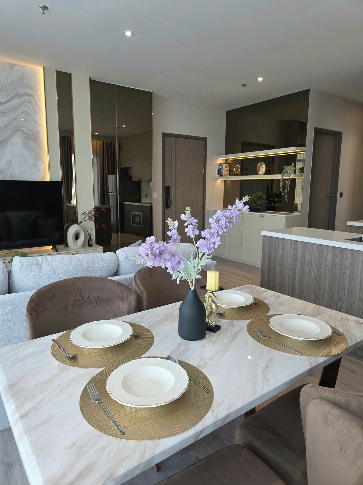 ให้เช่าคอนโดสุขุมวิท อโศก ทองหล่อ : Rhythm Ekkamai Estate / 2 Bedrooms (FOR RENT), ริทึ่ม เอกมัย เอสเตท / 2 ห้องนอน (เช่า) NA006