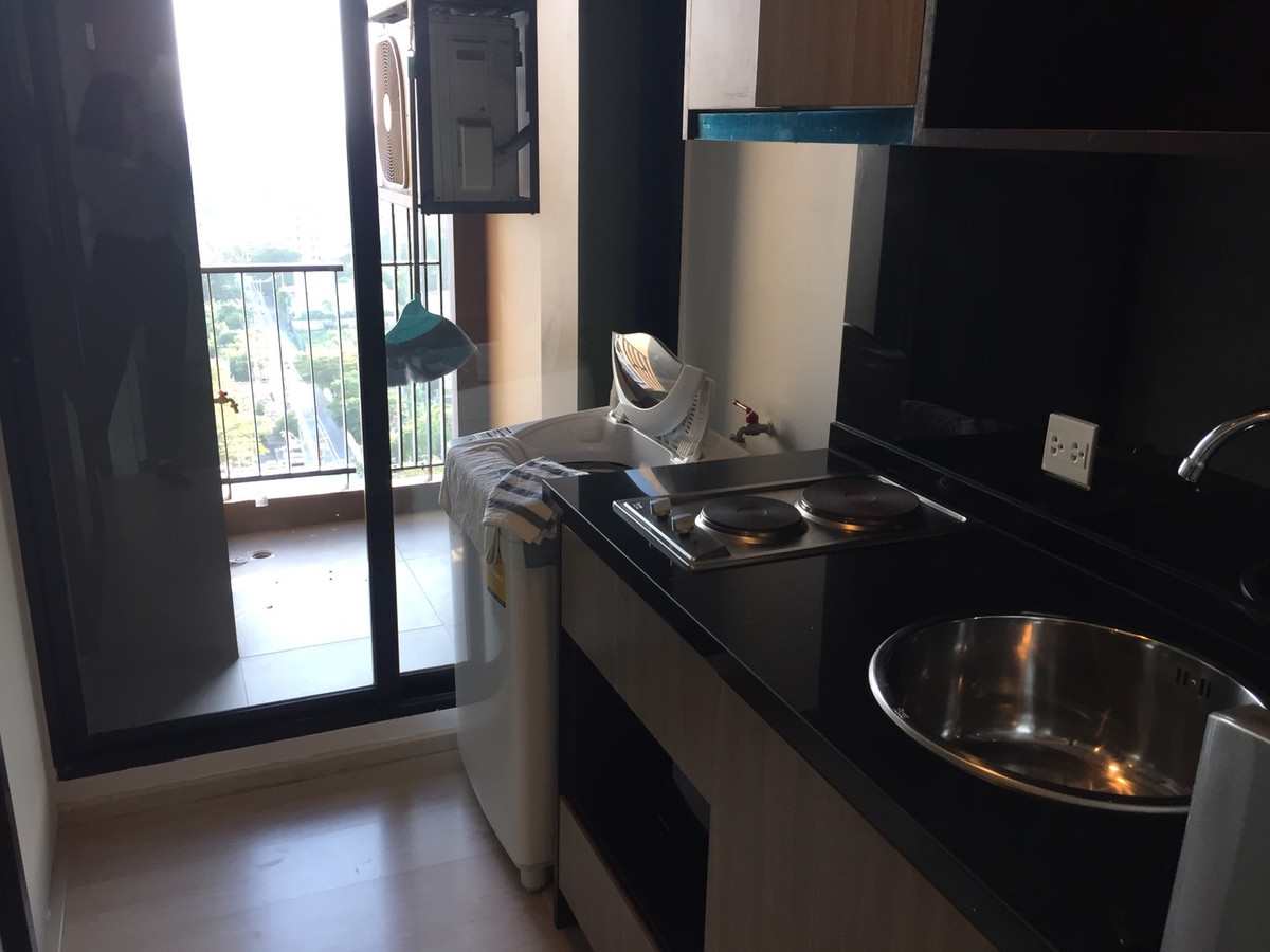 ขายคอนโดบางนา แบริ่ง ลาซาล : ปล่อยขายห้องคอนโด The Gallery ชั้นที่ 16 ขนาด 29.64 ตรม. ใกล้ BTS แบริ่ง