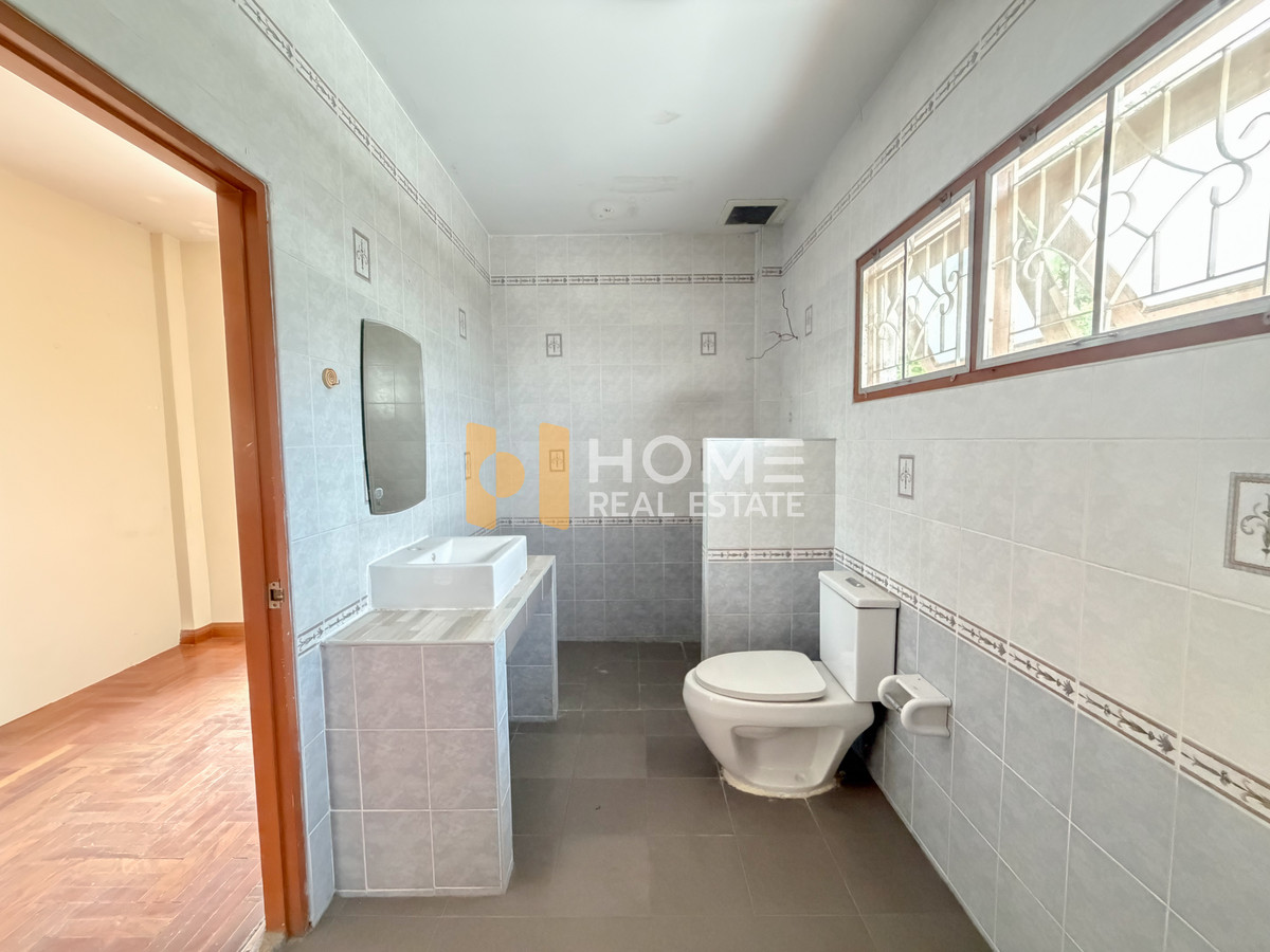 ขายบ้านเกษตร นวมินทร์ ลาดปลาเค้า : บ้านเดี่ยว นวมินทร์ 70 / 4 ห้องนอน (ขาย), Single House Nawamin 70 / 4 Bedrooms (FOR SALE) MNT045