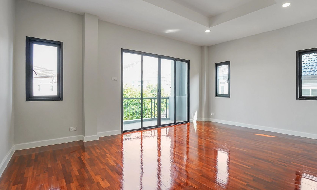 ขายบ้านนนทบุรี บางใหญ่ บางบัวทอง : บ้านรีโนเวทใหม่ โครงการ ธนาสิริ รัตนาธิเบศร์