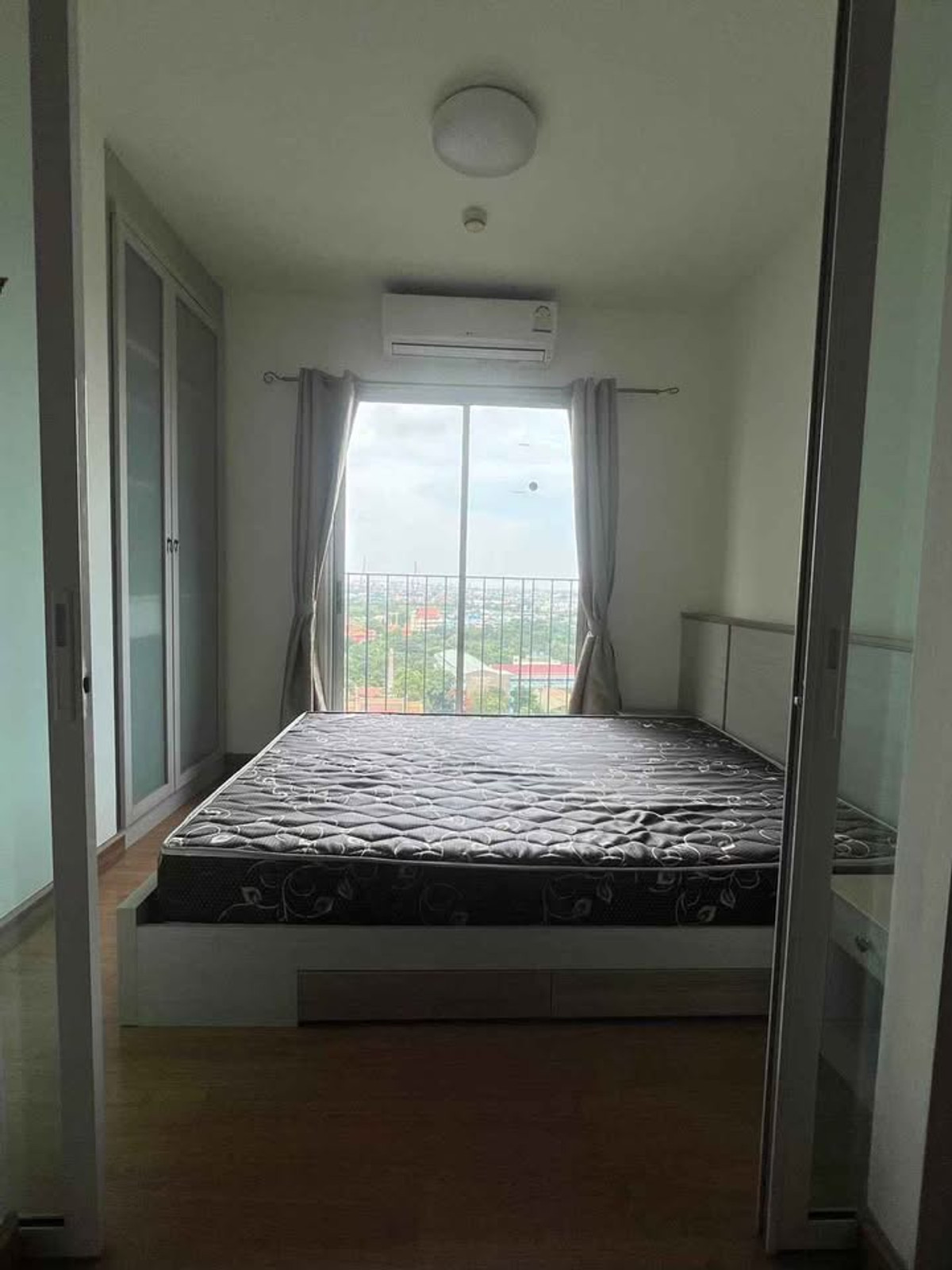 ขายคอนโดราษฎร์บูรณะ สุขสวัสดิ์ : (รหัส SM1822) ขายคอนโด โครงการ Chapter One Modern Dutch Ratburana 33 : แชปเตอร์วัน โมเดิร์นดัชต์ ราษฎร์บูรณะ 33