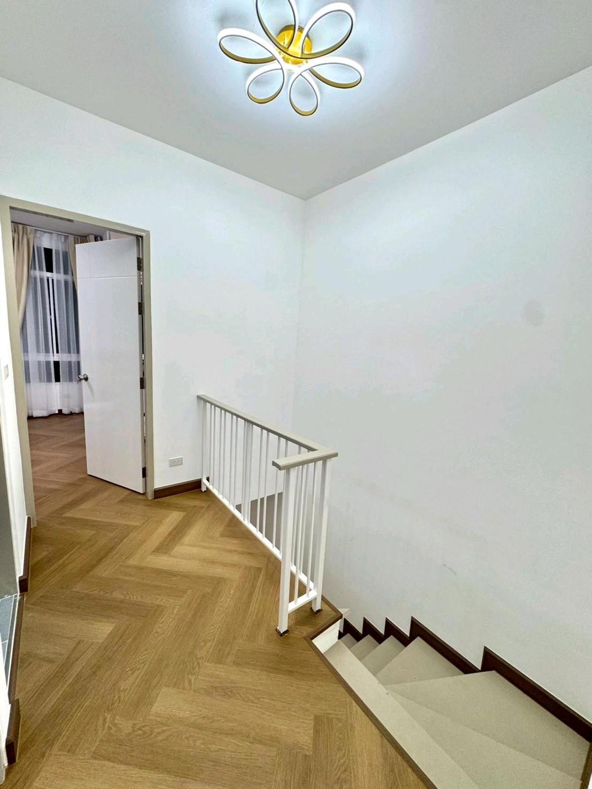 ขายทาวน์โฮมนวมินทร์ รามอินทรา : ขาย ทาวน์เฮ้า หมู่บ้าน ซิตี้เซนส์ พระยาสุเรนทร์ 30 