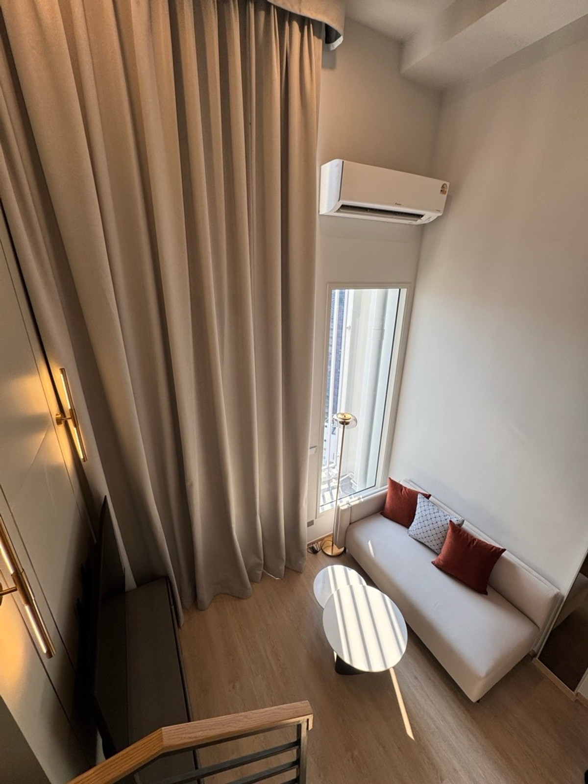 For RentCondoSiam Paragon ,Chulalongkorn,Samyan : For rent, new room, ready to move in, Culture Chula, price 32,000 baht, contact 0869017364.