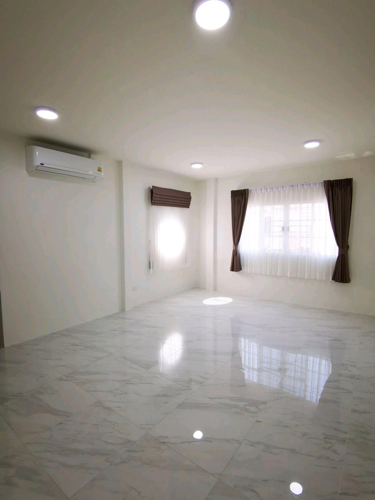 ให้เช่าบ้านรัชดา ห้วยขวาง : บ้านเดี่ยวห้วยขวาง สุทธิสาร รีโนเวท เหมือนปลูกใหม่ 