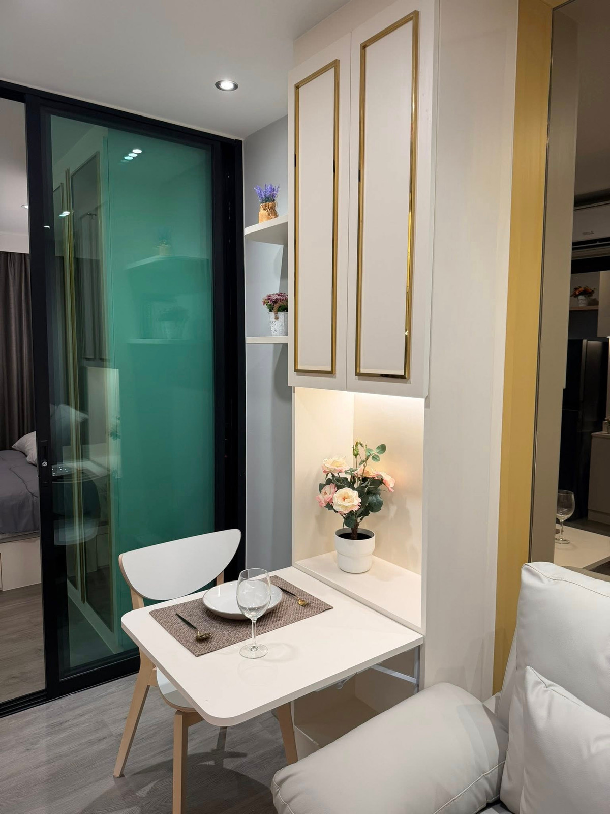 For RentCondoThaphra, Talat Phlu, Wutthakat : Condo for rent near BTS Wutthakat | Regent Home Wutthakat | 1 bedroom, fully furnished, ready to move in, near The Mall Tha Phra and ICONSIAM.