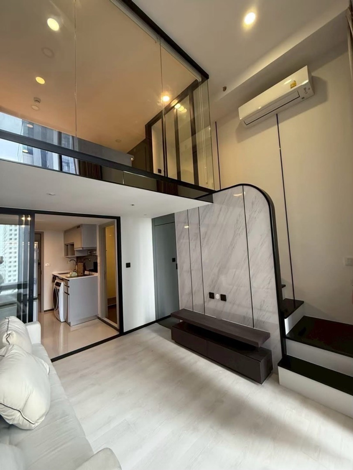 For SaleCondoKasetsart, Ratchayothin : KnightsBridge Space Ratchayothin

Condo Knightsbridge Space Ratchayothin

1 Bed 1 Bath - Apartment, decorated and ready to move in.