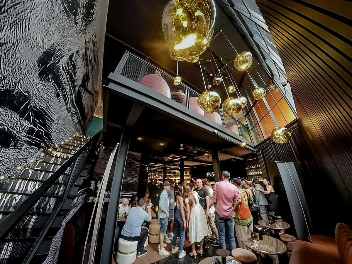 For RentRetail SpaceSathorn, Narathiwat : Restuarant in Narathiwat Soi 4 for lease 240sqm  90,000 per month