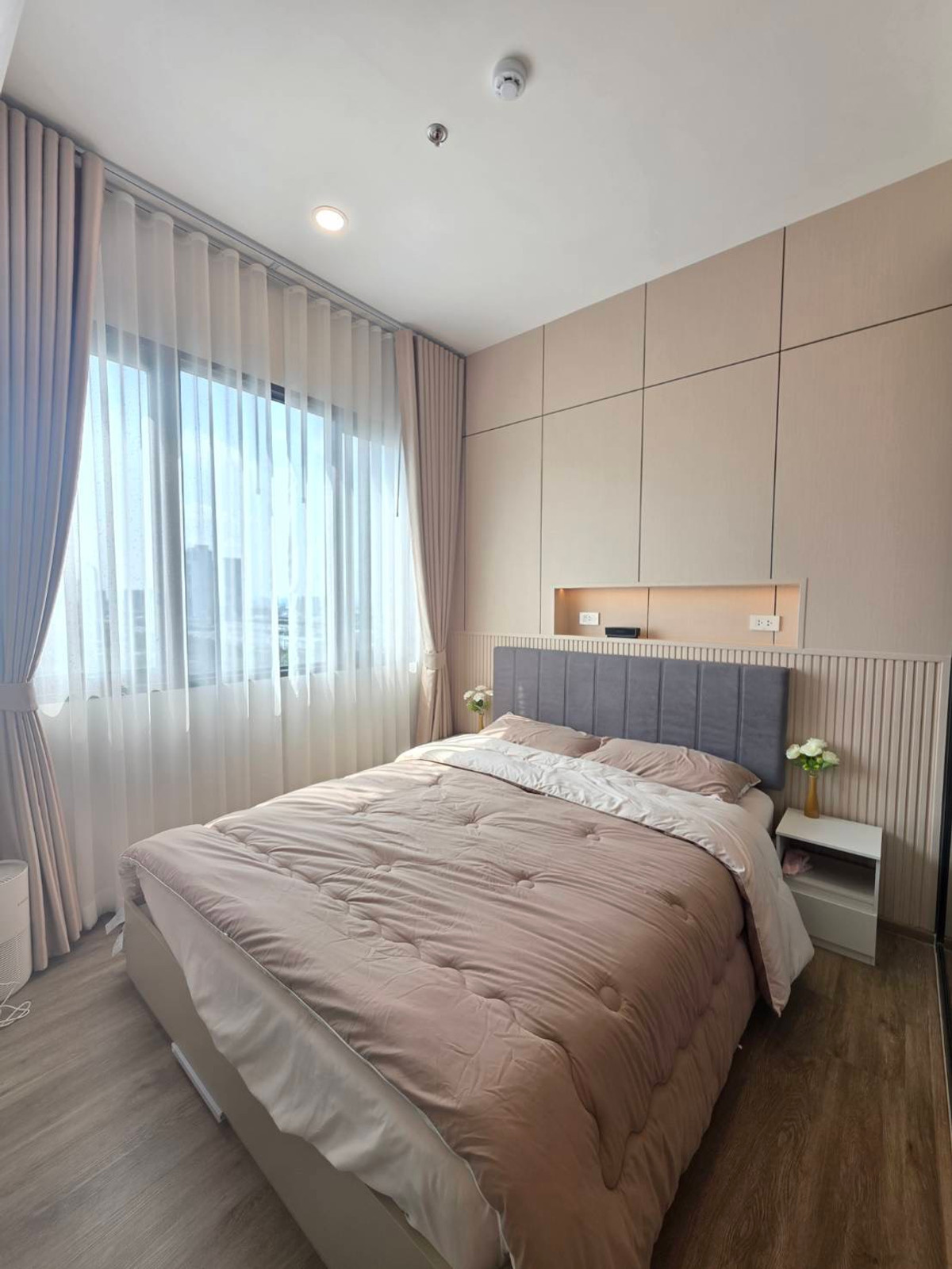 ให้เช่าคอนโดบางนา แบริ่ง ลาซาล : 🏙️ ปล่อยเช่า Flexi Mega Space บางนา กม.6 (ขาเข้า) ✨ ห้องแต่งสวย พร้อมอยู่ ฟีลโรงแรม ✨