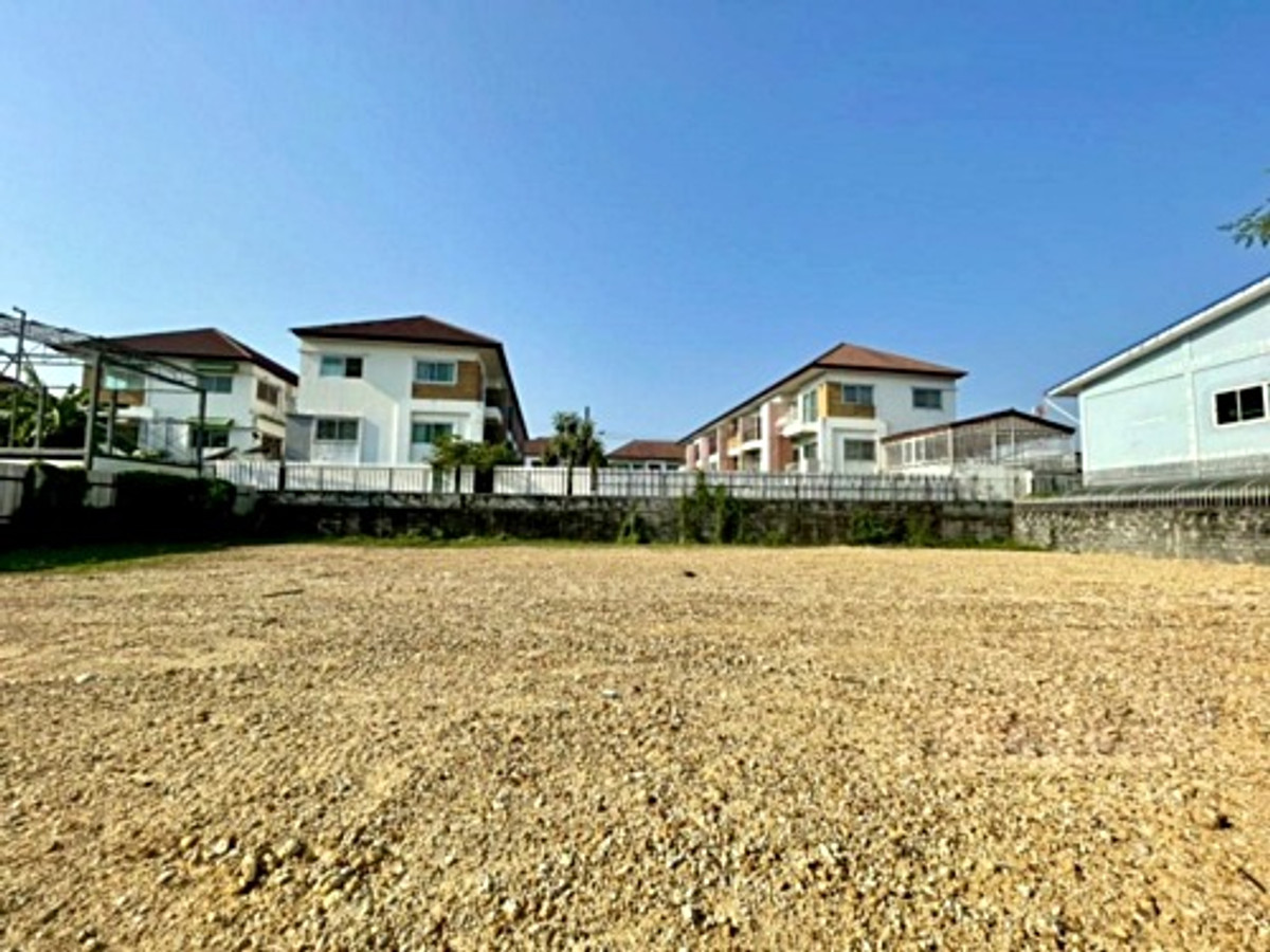 ขายที่ดินอ่อนนุช อุดมสุข : ขายที่ดินอ่อนนุช 17 แยก16 สวยมากถมแล้ว ขนาด 201 ตารางวา (N.2060)