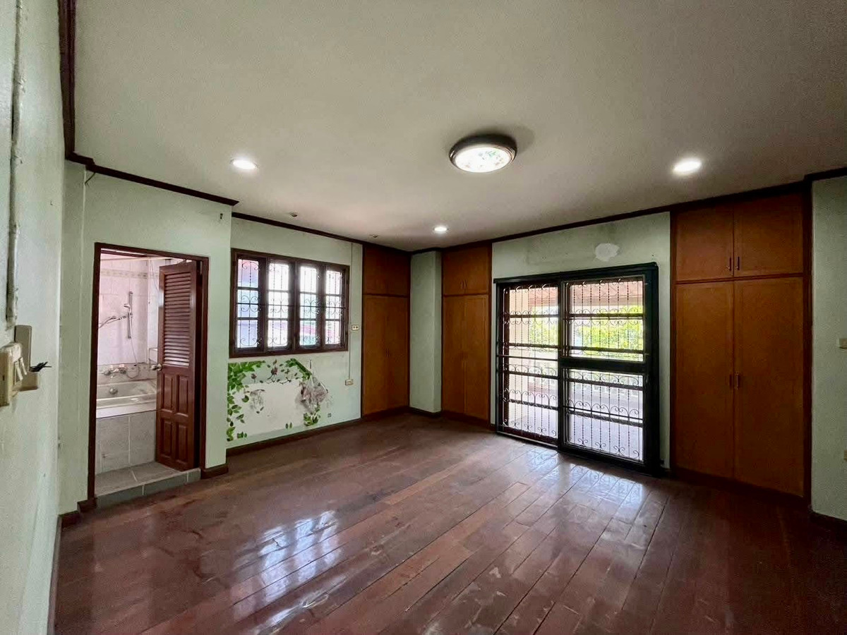 ขายบ้านพระราม 5 ราชพฤกษ์ บางกรวย : บ้านเดี่ยว ติวานนท์ 14 แยก 4 / 3 ห้องนอน (ขาย), Detached House Tiwanon 14 Alley Yaek 4 / 3 Bedrooms (FOR SALE) BNS025