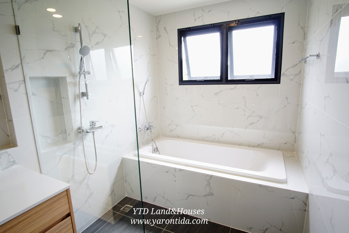 บ้านบางนา แบริ่ง ลาซาล : ขาย/ให้เช่า บ้านเดี่ยว โครงการ Centro บางนา L Size ติดเมกะ-บางนา 