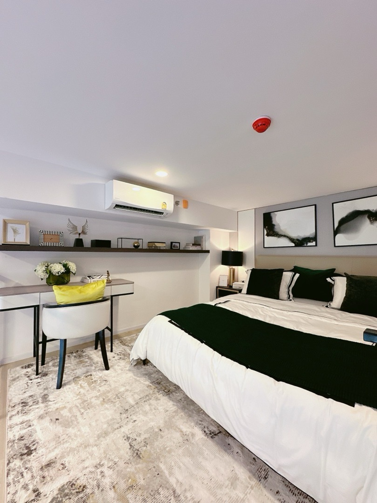 ขายคอนโดพระราม 9 เพชรบุรีตัดใหม่ RCA : 𝐋𝐀𝐍𝐃𝐌𝐀𝐑𝐊 𝐑𝐀𝐌𝐀𝟗 ผ่อนสบายๆ 𝟗,𝟗𝟎𝟎/เดือน 𝐅𝐫𝐞𝐞 เงินดาวน์ ทุกค่าใช่จ่าย ห้องหลุดด มือ1 