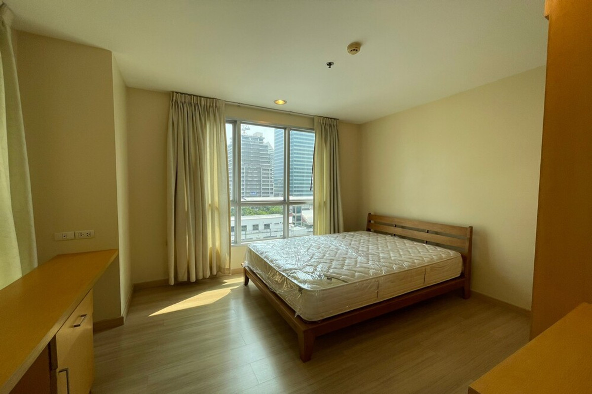 ให้เช่าคอนโดสาทร นราธิวาส : 🔥 เช่าด่วน !! Life @ Sathorn 10, มีอ่างอาบน้ำ / มีเครื่องซักผ้า+อบได้ !! 2 ห้องนอน, 2 ห้องน้ำ, ทำเลดี, ชั้นสูง !!🔥Code C20221200713 แต่งครบ, พร้อมเข้าอยู่📣📣