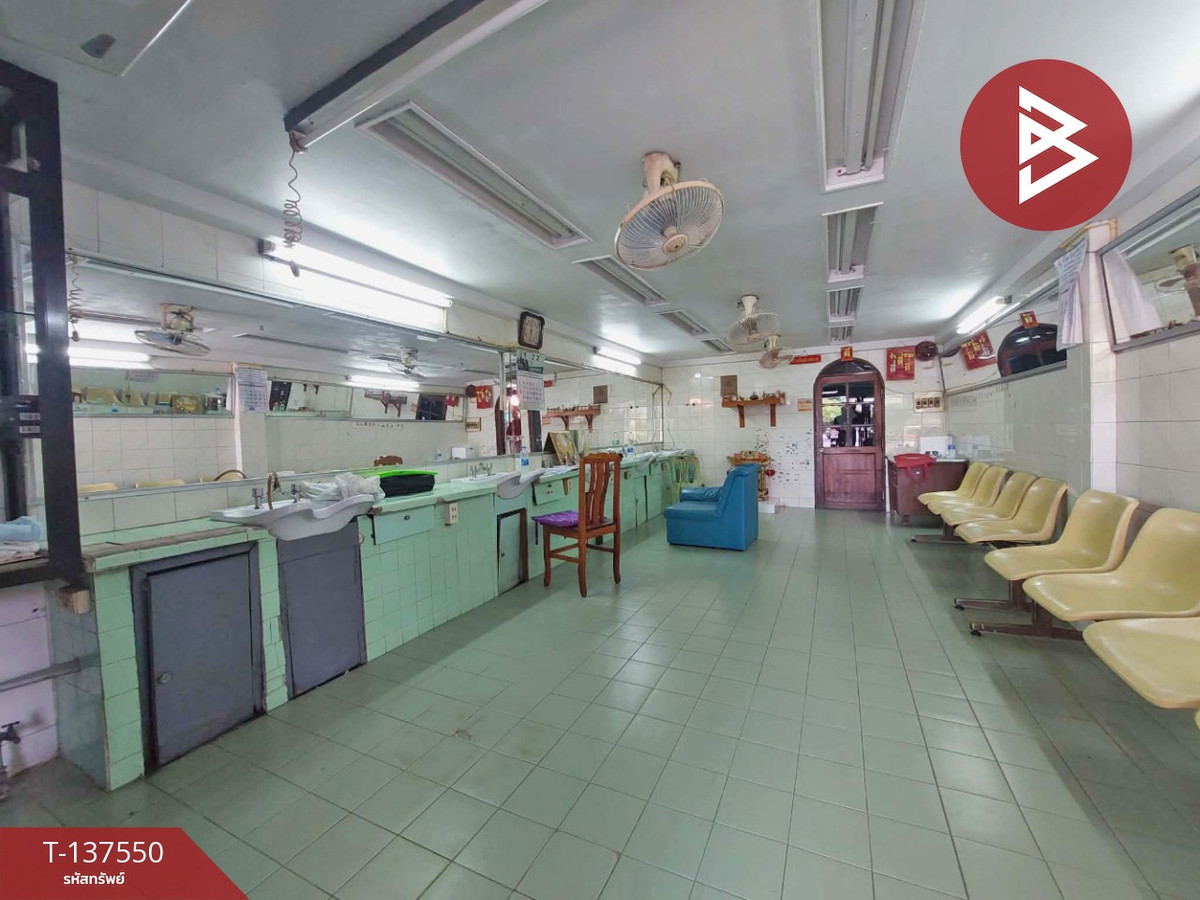 For SaleShop HouseBang kae, Phetkasem : Commercial building for sale, 4 and a half floors, Soi Phetkasem 46, Bangkok, near Seacon Bang Khae.