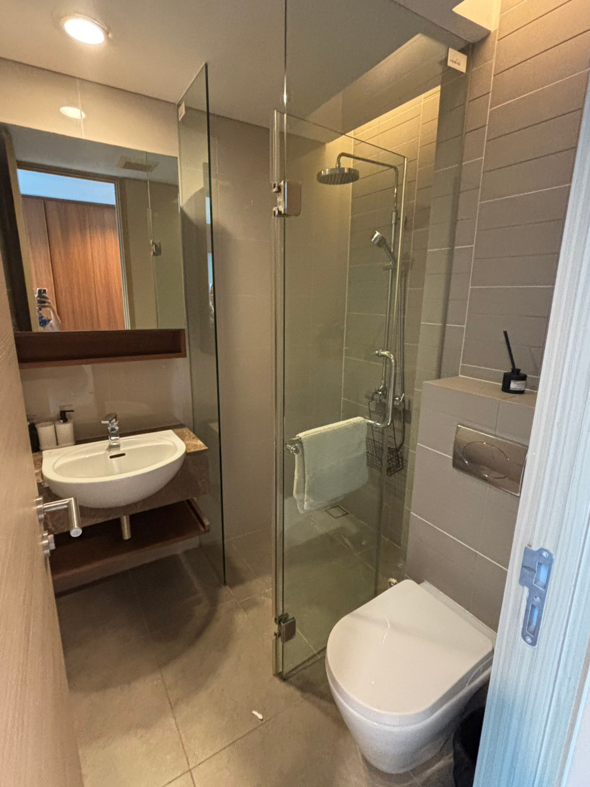 CondoSukhumvit, Asoke, Thonglor : Hot Offer 2 Bedroom at Siamese Thirty Nine near Phrom Phong for Sales 