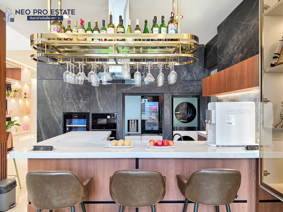 ขายบ้านขอนแก่น : บ้านเดี่ยว 3 ชั้น ระดับ Luxury ในโครงการ Private ชั้นนำ ในขอนแก่น