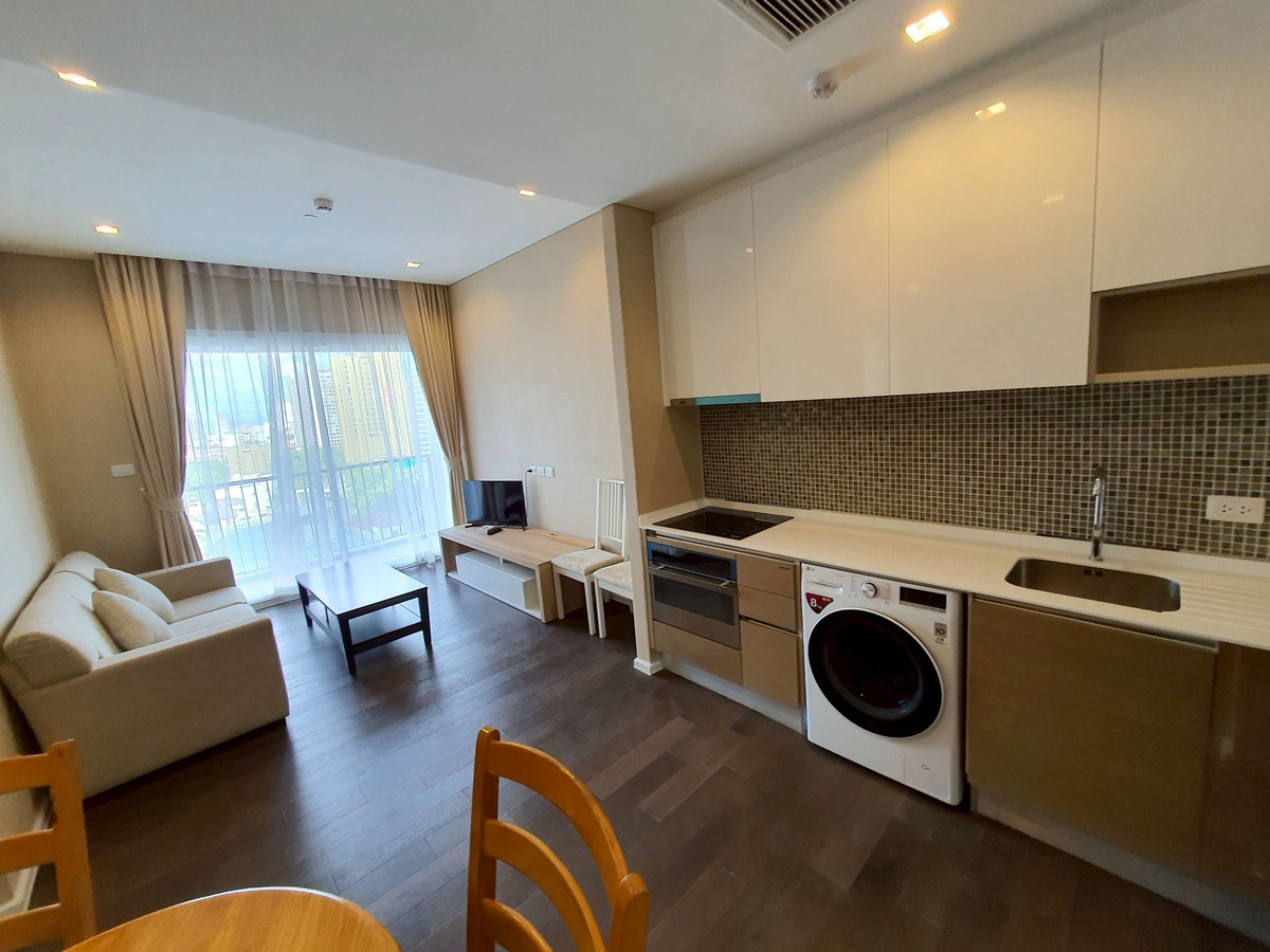 For SaleCondoLadprao, Central Ladprao : The Saint Residences / 2 Bedrooms (sold with tenant), The Saint Residences / 2 bedrooms (sold with tenant) JSMN090