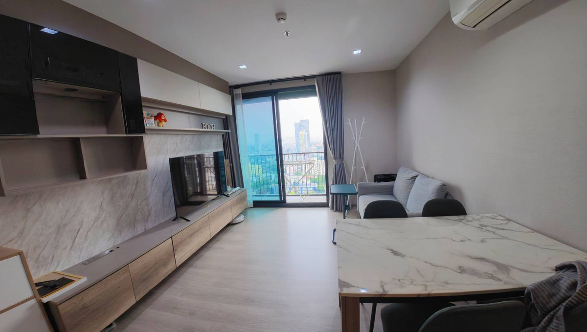 For SaleCondoLadprao, Central Ladprao : Selling very cheaply, Condo The Line Phahonyothin Park B, 2 bedrooms | 2 bathrooms, size 60 sq m.