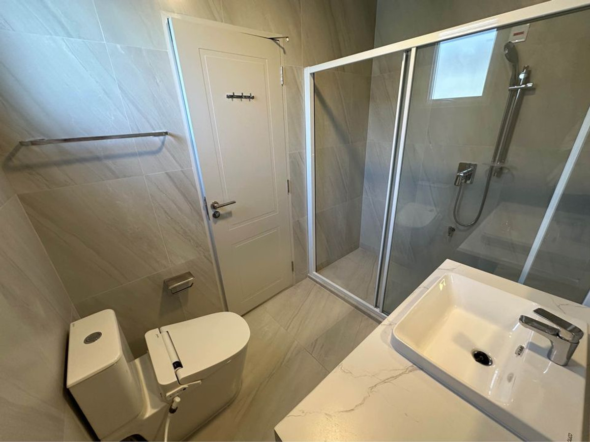 ให้เช่าบ้านบางนา แบริ่ง ลาซาล : ให้เช่า Villagio3 ศรีนครินทร์-บางนา  ( N1-1205 ) บ้านใหม่ทำเลดี ติดคลับเฮาส์ Villagio3 (New project) ตำแหน่งบ้านติดโซนใกล้ส่วนกลางในโครงการ , ทำเลสวย 