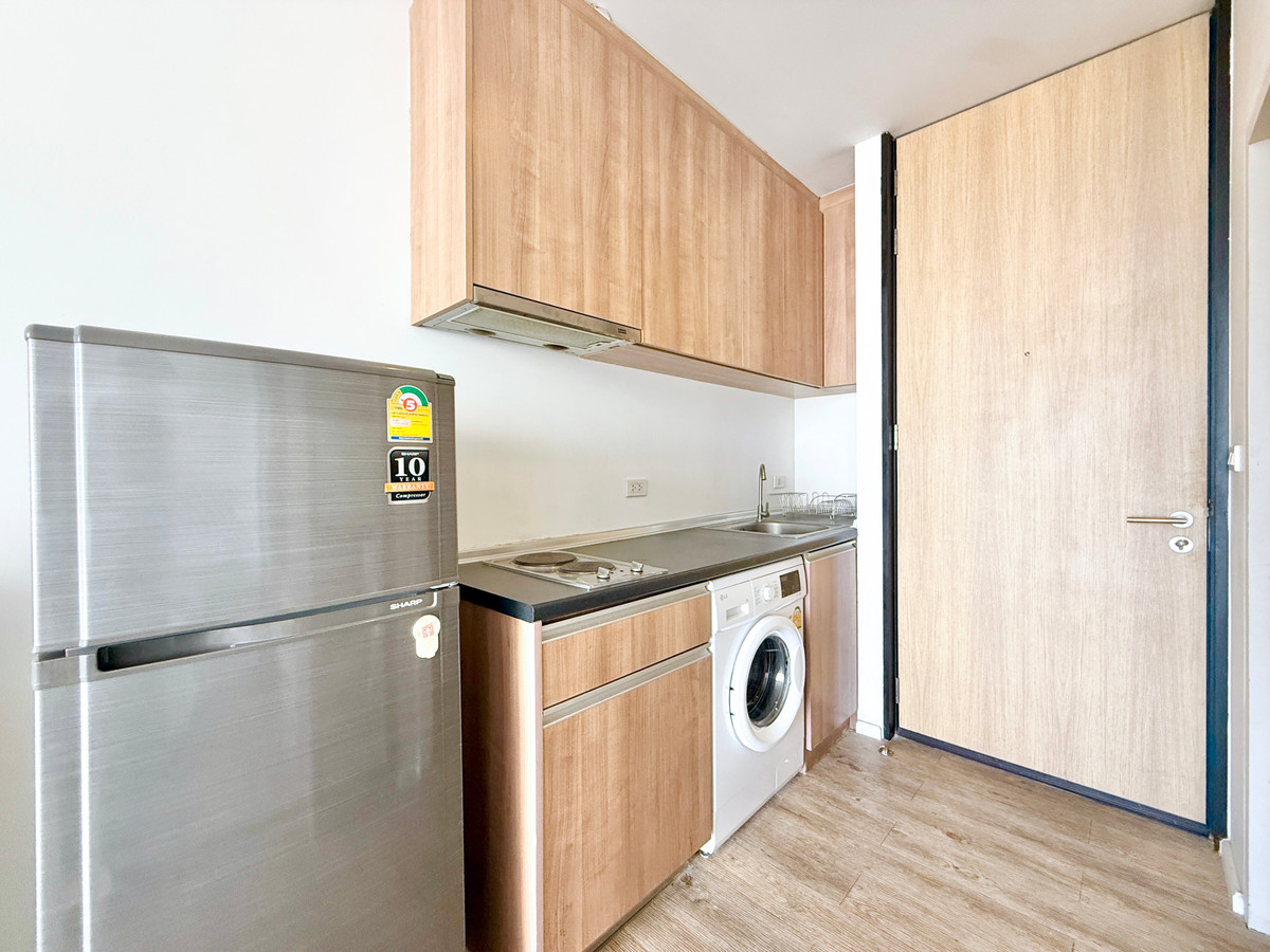 ขายคอนโดลาดพร้าว เซ็นทรัลลาดพร้าว : 🚀 The issara Ladprao - 34ตรม. สตูดิโอ ชั้นสูง ทิศใต้ 092-545-6151 (ทีม)