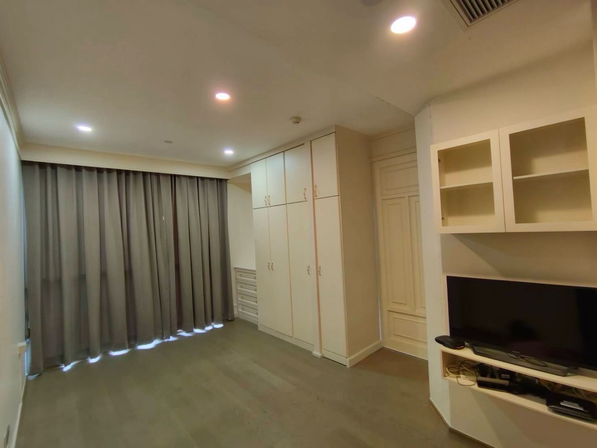 ขายคอนโดสยาม จุฬา สามย่าน : Ashton chula ด่วนขายขาดทุน Studio 27 sq.m. 5.99 mb. ☎️097-3483447(Den)