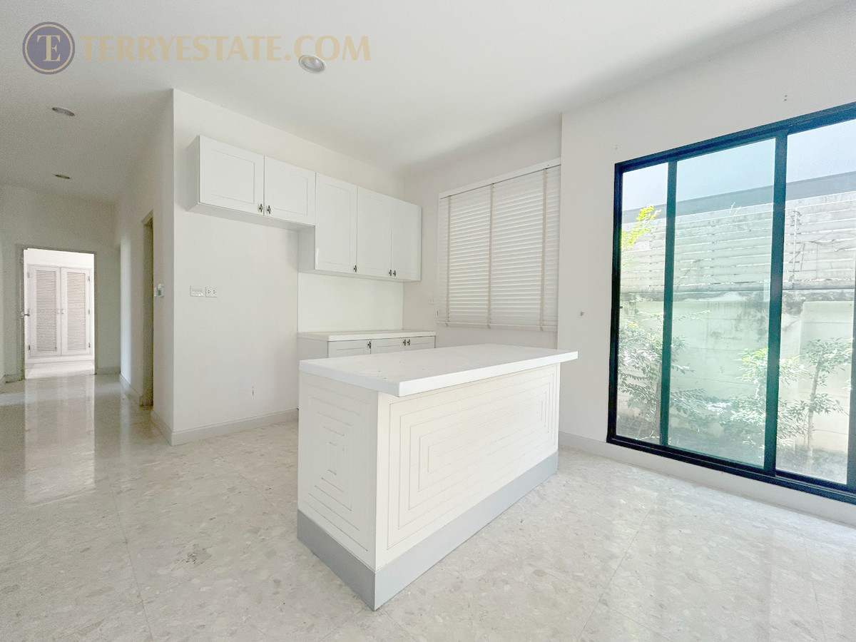 ขายบ้านพระราม 5 ราชพฤกษ์ บางกรวย : ขาย บ้านเดี่ยว แกรนด์ บางกอก บูเลอวาร์ด ราชพฤกษ์-รัตนาธิเบศร์ ขนาด 122.2 ตร.ว. บ้านหรูฟังก์ชันใหญ่ บนทำเลศักยภาพ